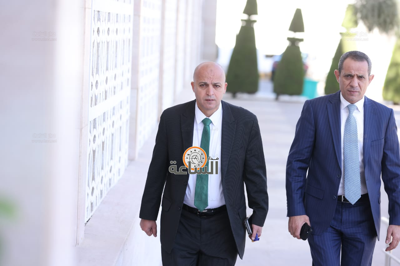 Madar Al-Saa Images 0.0476837481893444