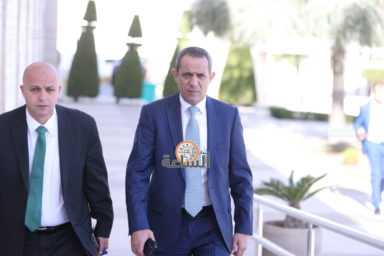 Madar Al-Saa Images 0.7524550079487279