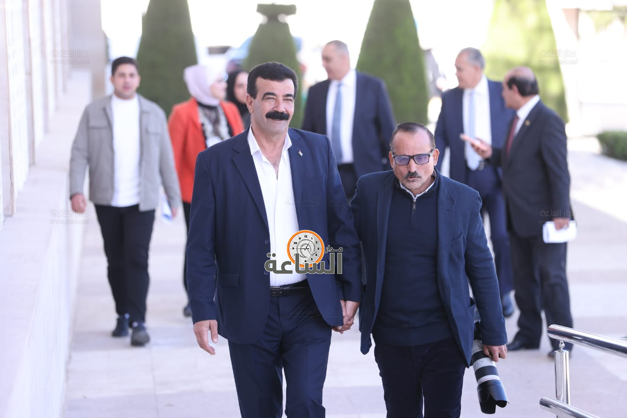 Madar Al-Saa Images 0.31244671992099593