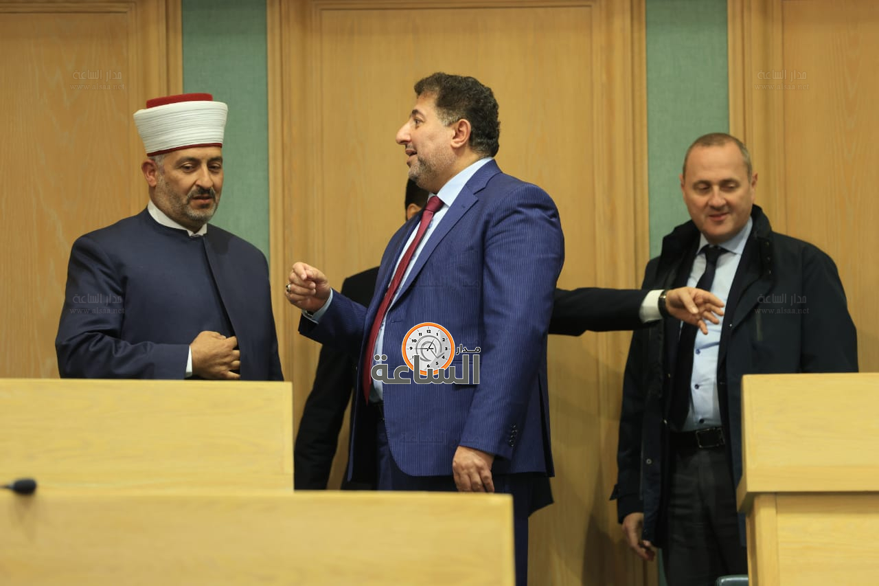 Madar Al-Saa Images 0.7643424433731144