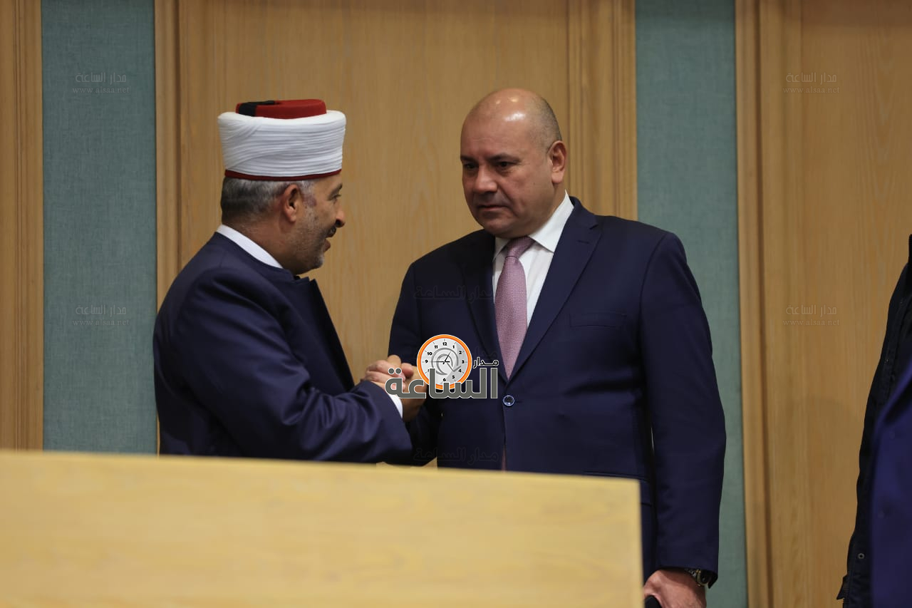 Madar Al-Saa Images 0.18656370893517016