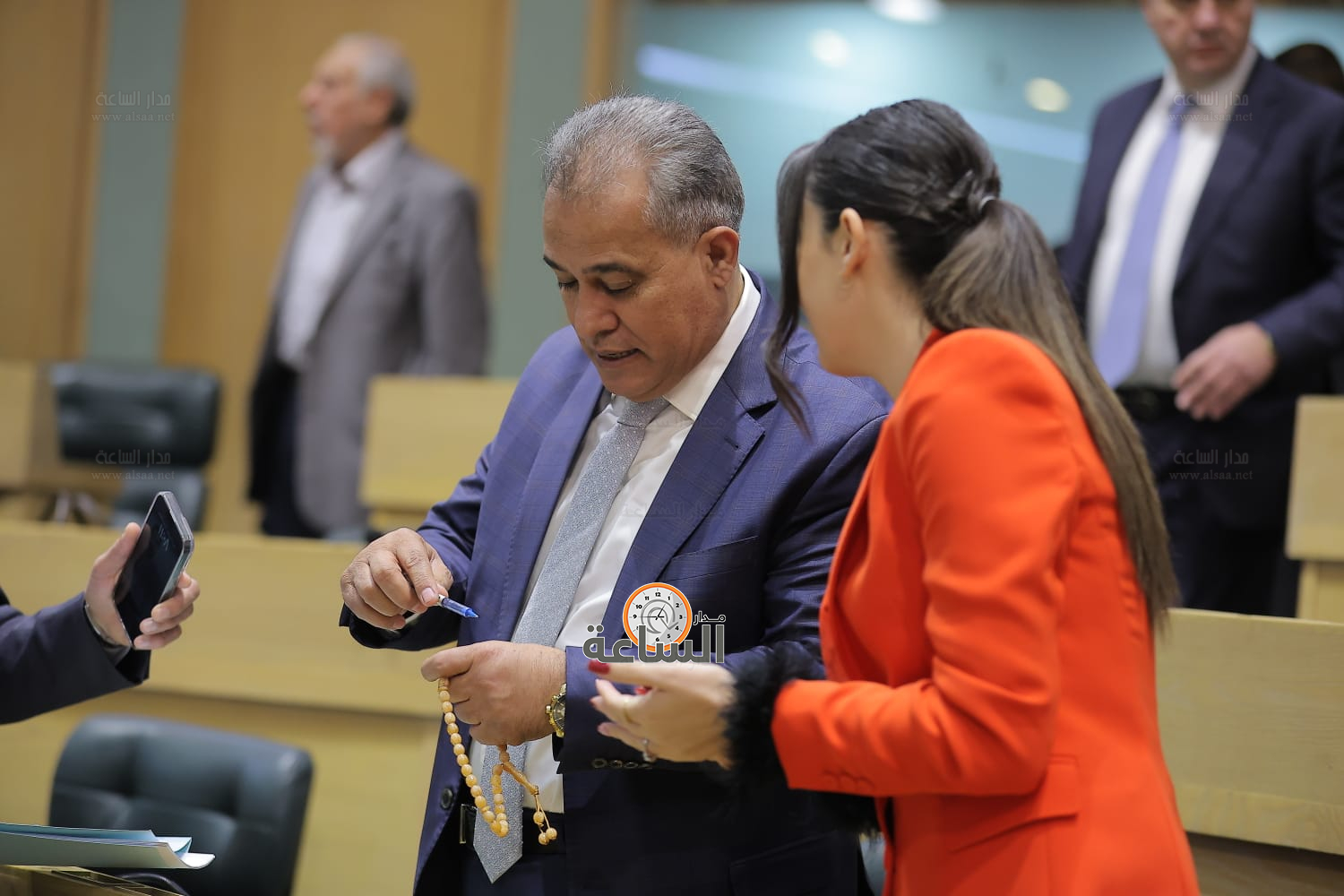 Madar Al-Saa Images 0.6122498759788753