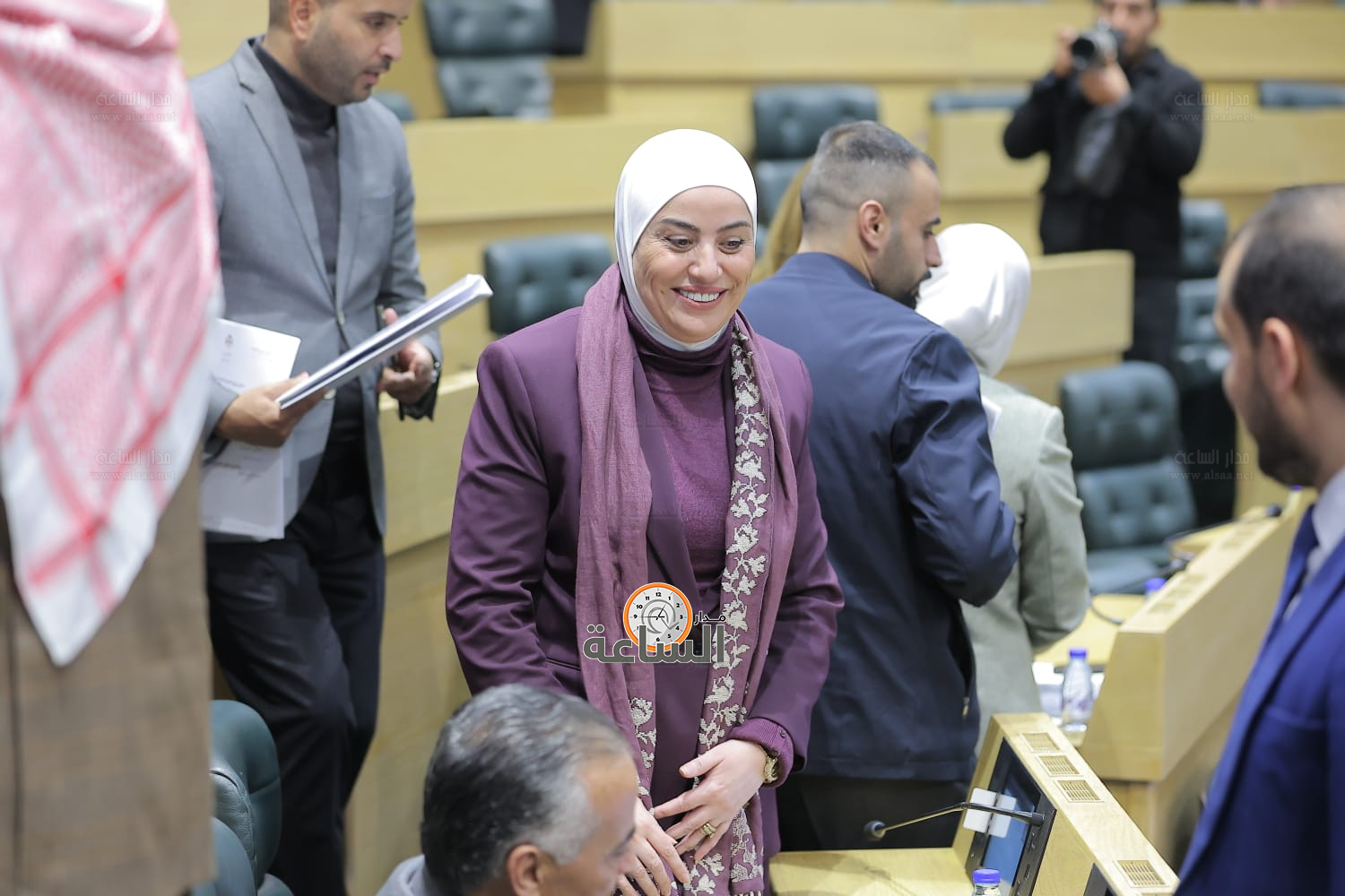 Madar Al-Saa Images 0.5817235376638464