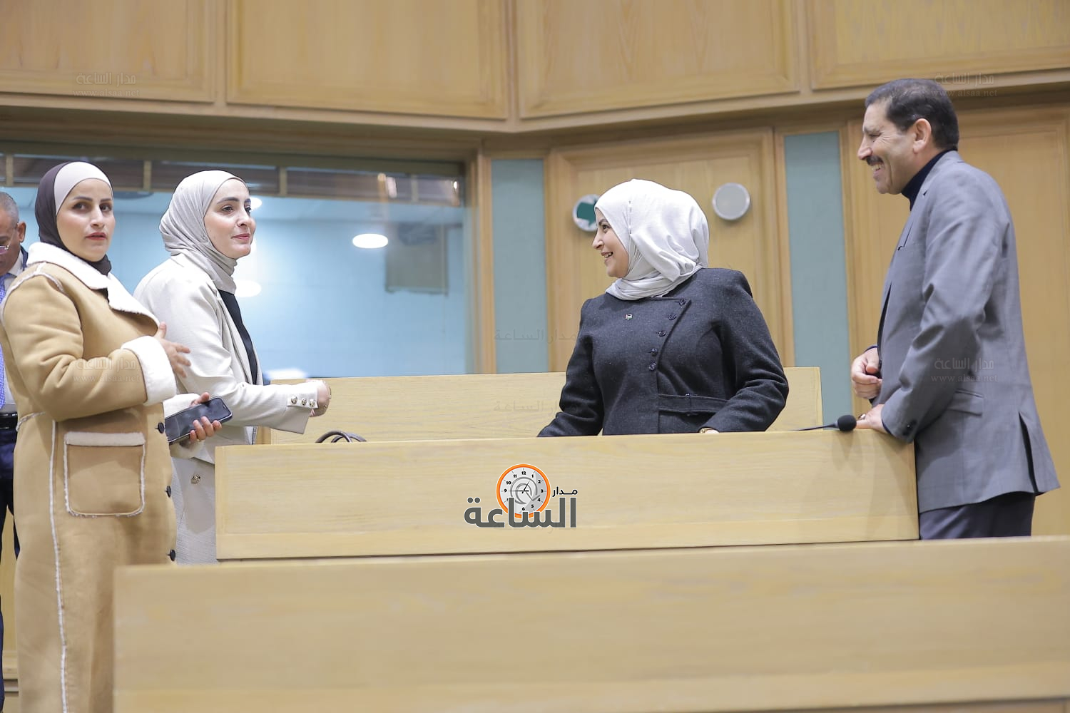 Madar Al-Saa Images 0.6857955347935032