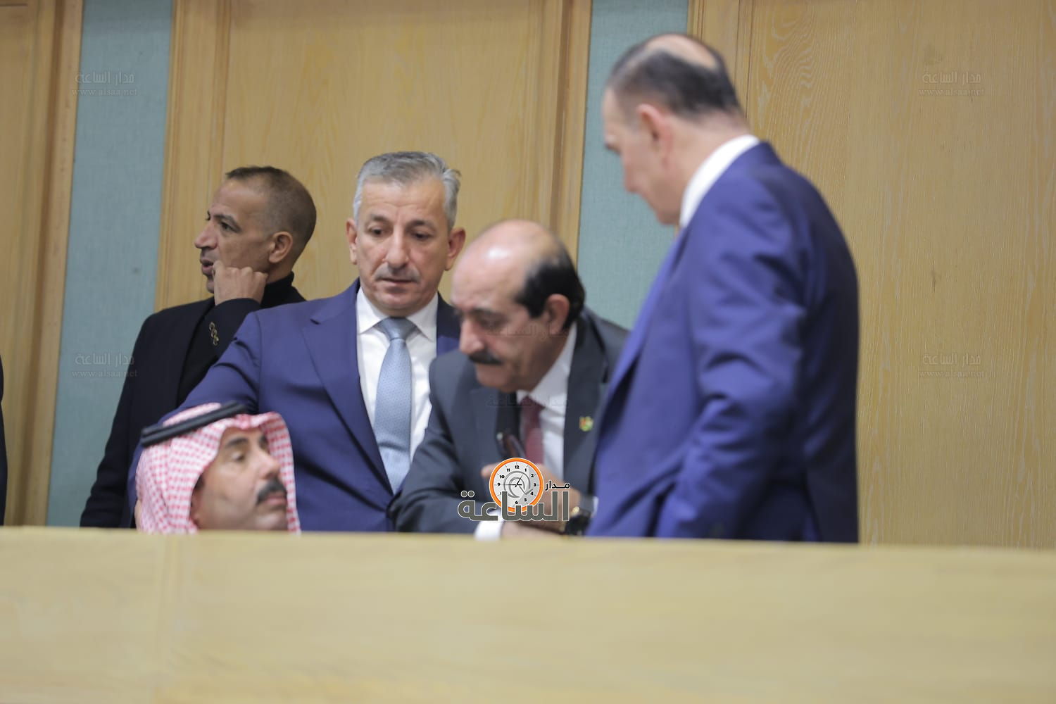 Madar Al-Saa Images 0.06328181057583449