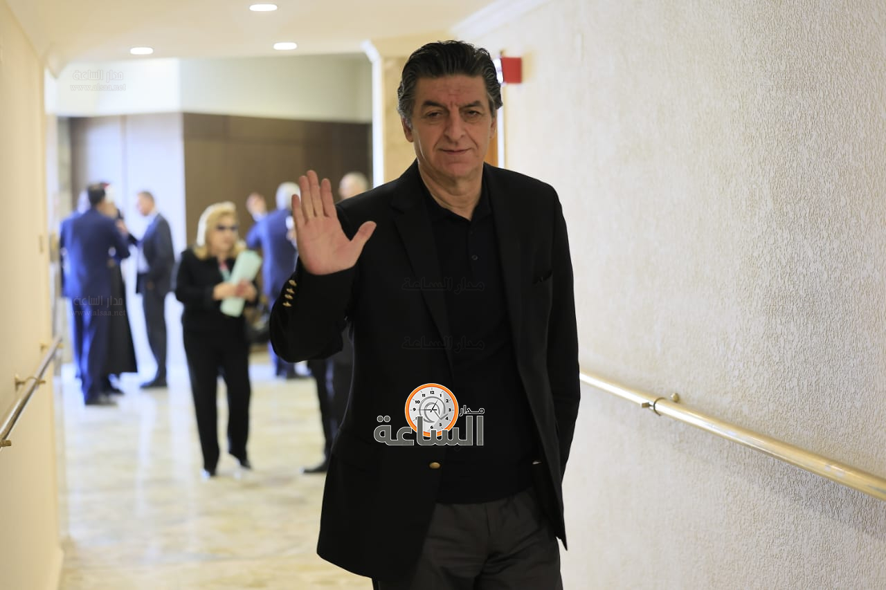 Madar Al-Saa Images 0.6397811921500686