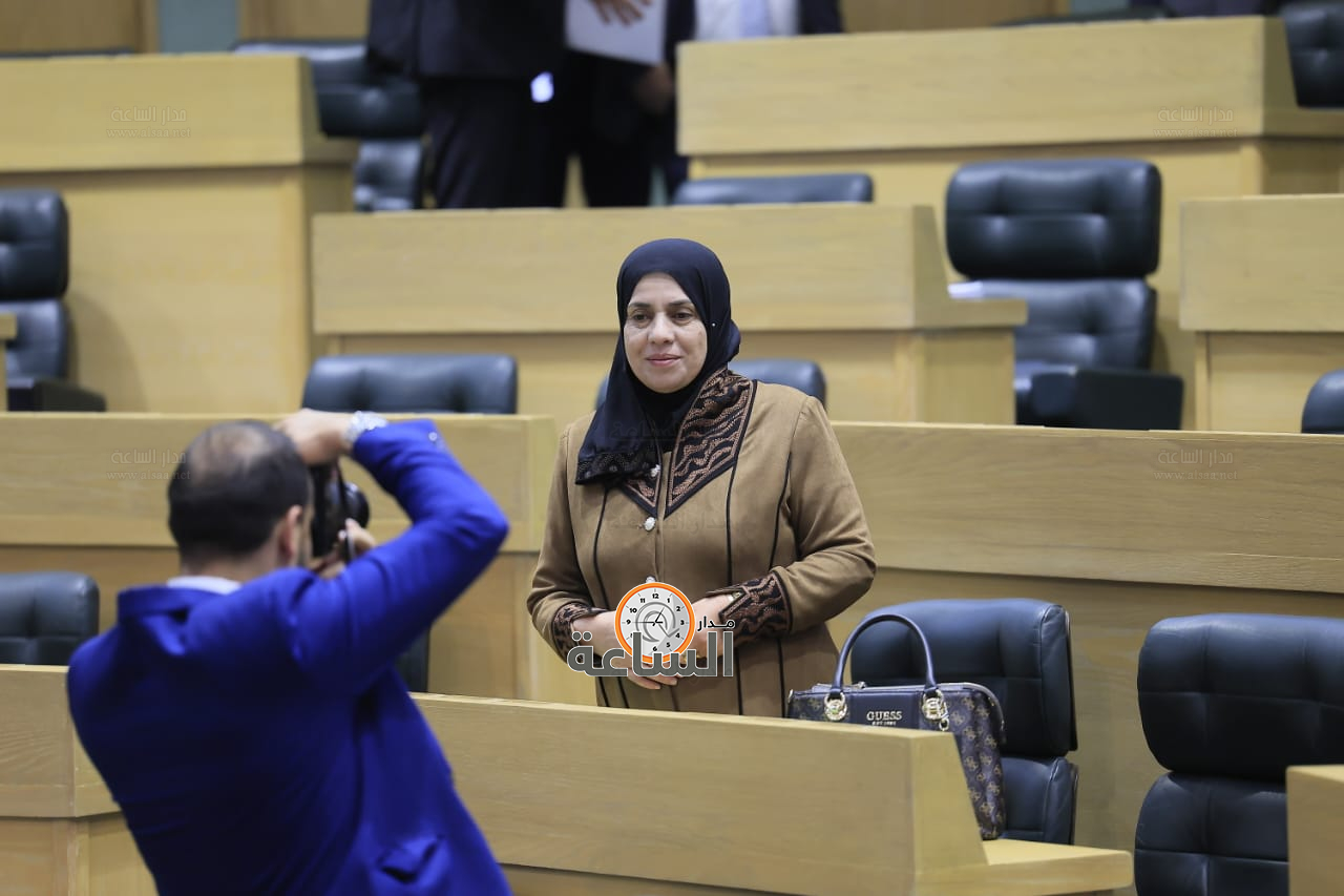 Madar Al-Saa Images 0.04416559032266276