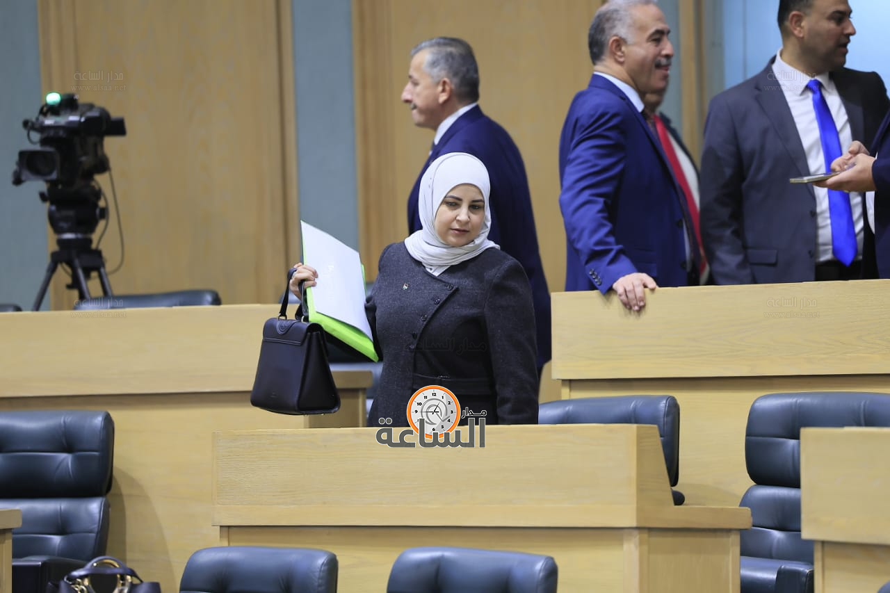 Madar Al-Saa Images 0.46826113088138654