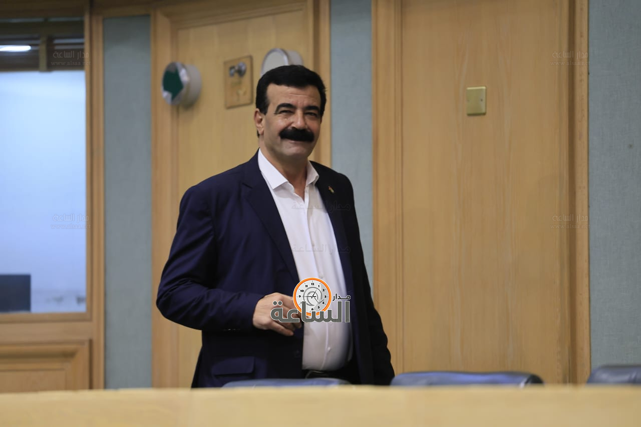 Madar Al-Saa Images 0.6285025853734155