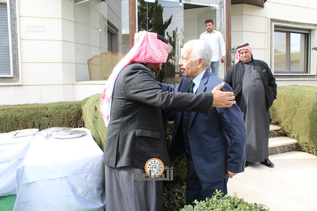 Madar Al-Saa Images 0.9572327033396096