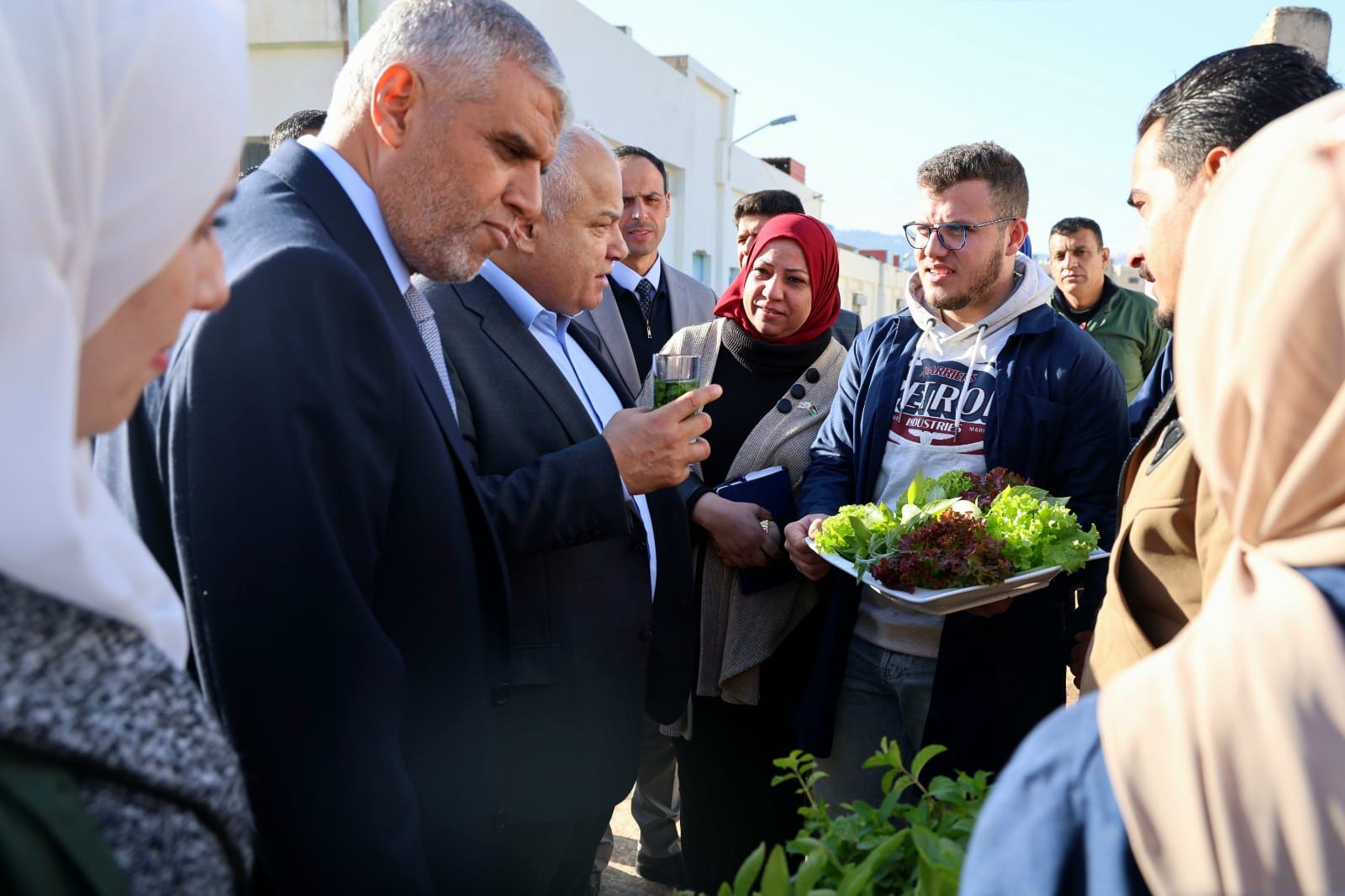 Madar Al-Saa Images 0.547413783427708