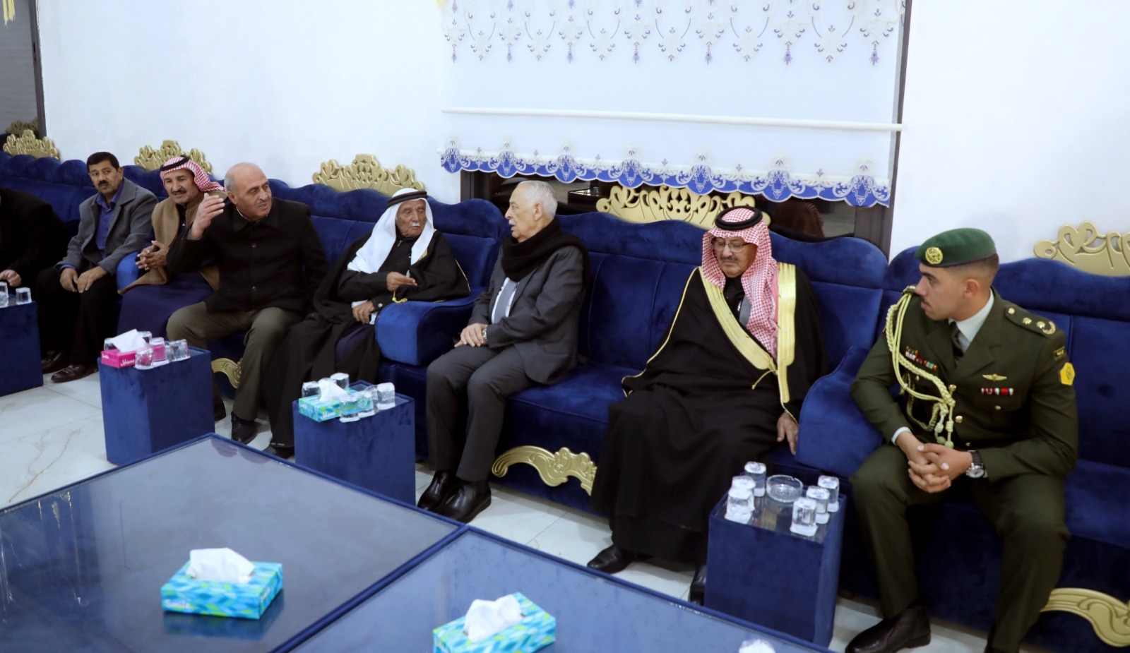 Madar Al-Saa Images 0.8281421814882286