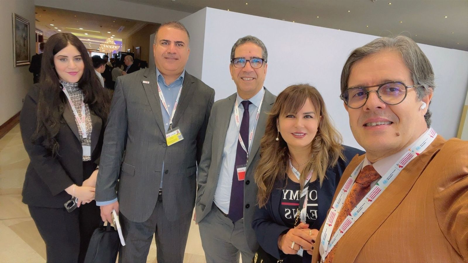 Madar Al-Saa Images 0.015419066364528722