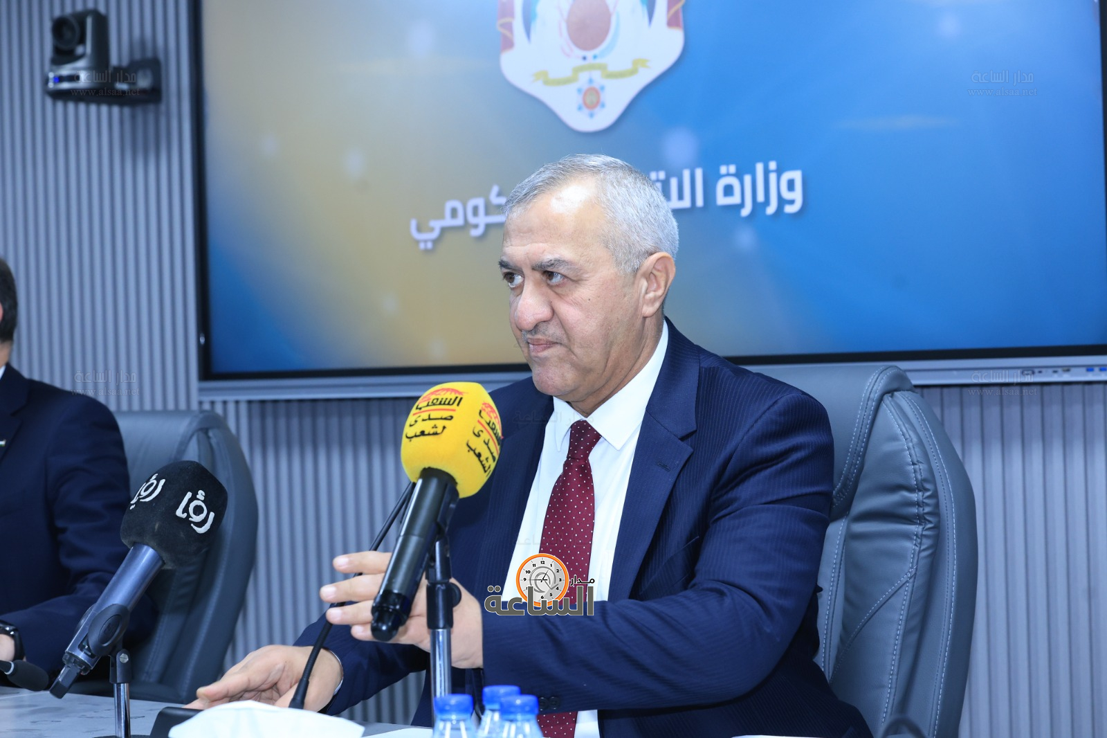 Madar Al-Saa Images 0.8811425467544194