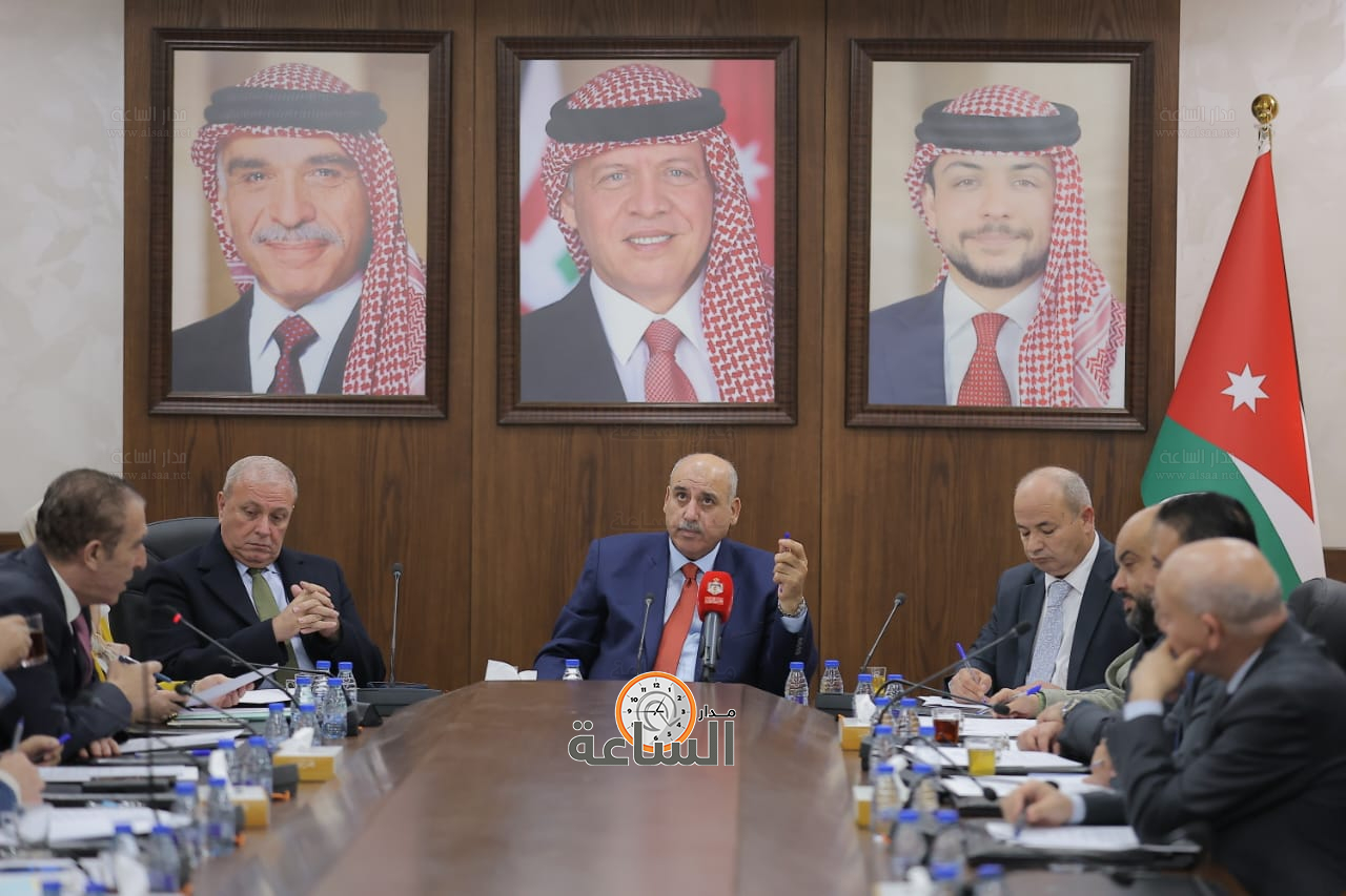 Madar Al-Saa Images 0.01382012778730457