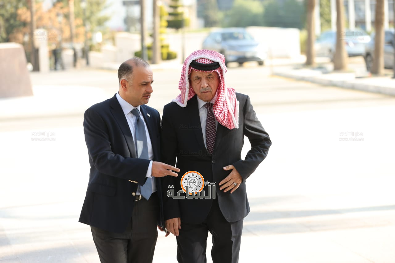 Madar Al-Saa Images 0.12491176915986368