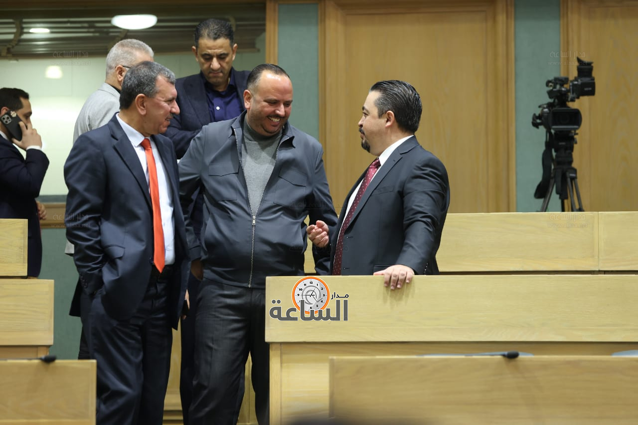 Madar Al-Saa Images 0.503999952703138