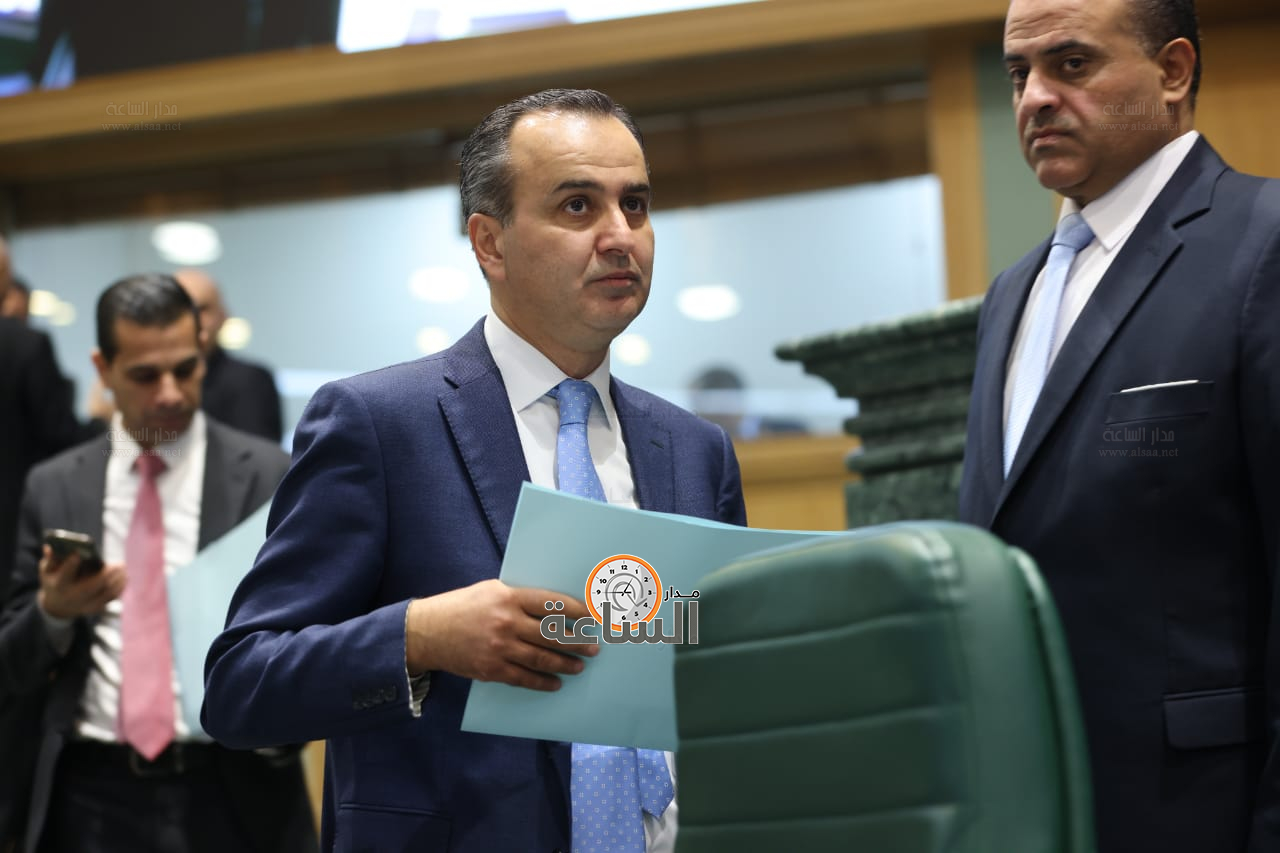 Madar Al-Saa Images 0.3028829359061398