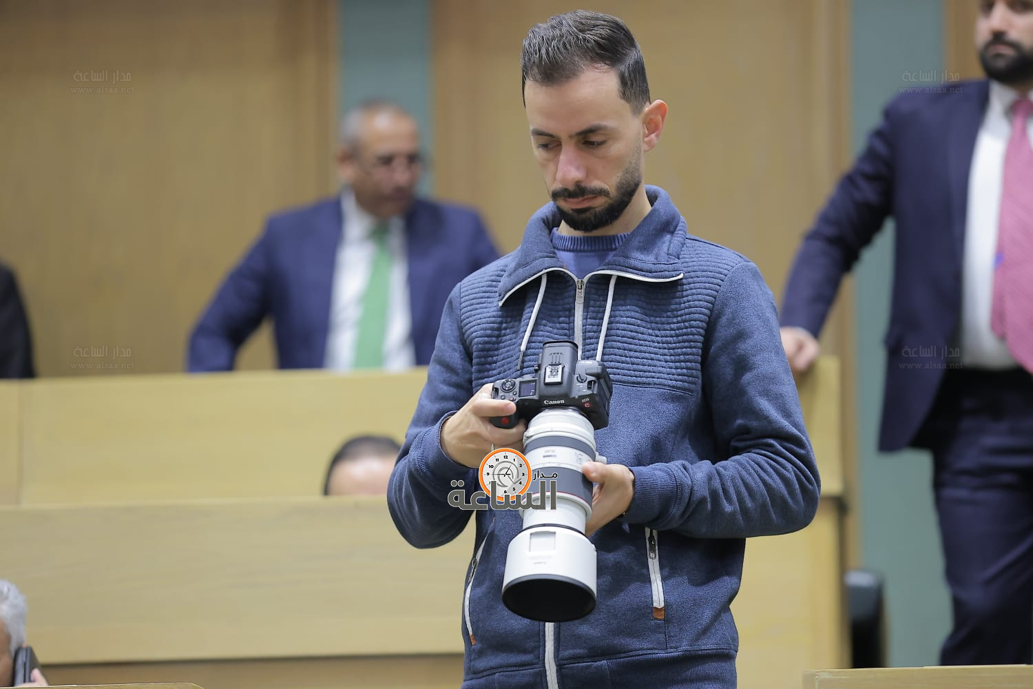 Madar Al-Saa Images 0.8116700896929382