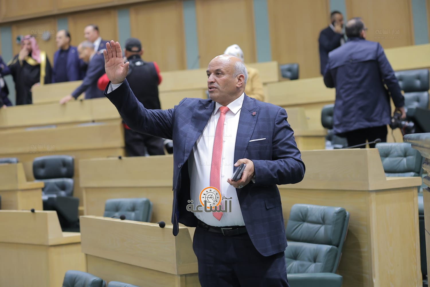 Madar Al-Saa Images 0.6297058466584211