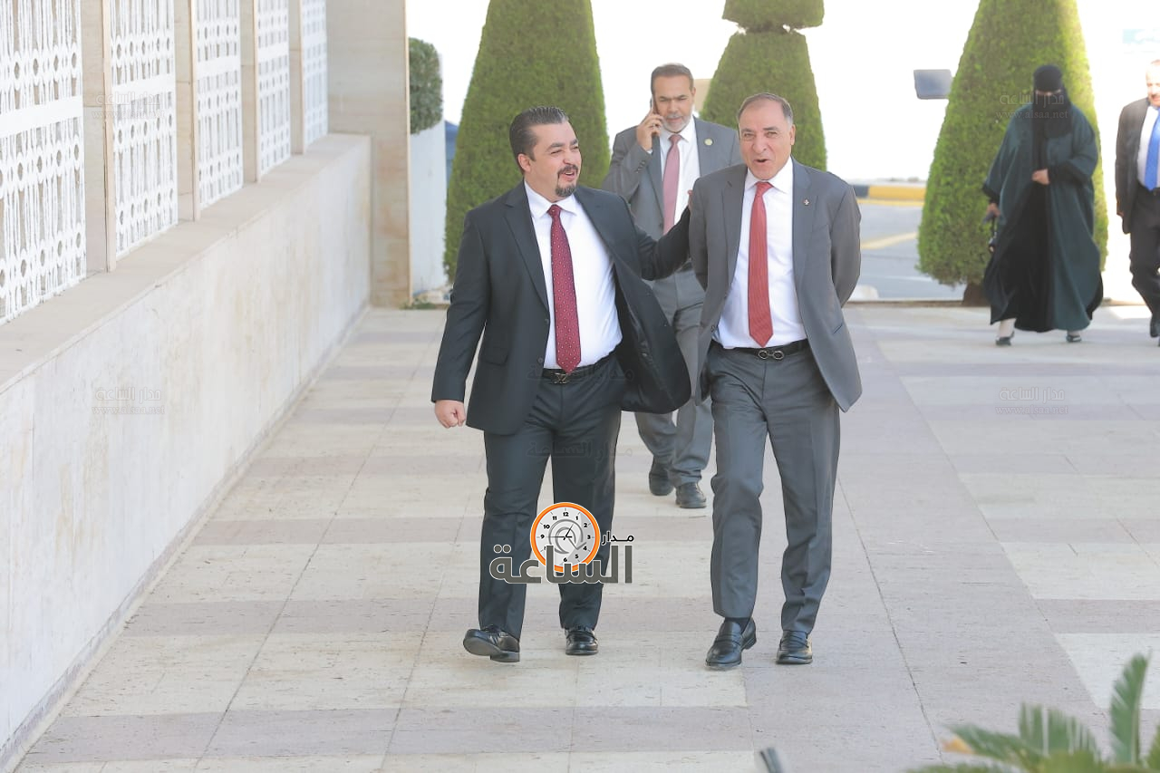 Madar Al-Saa Images 0.7096671608238825