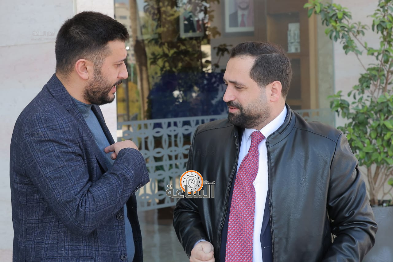 Madar Al-Saa Images 0.7429882090791919