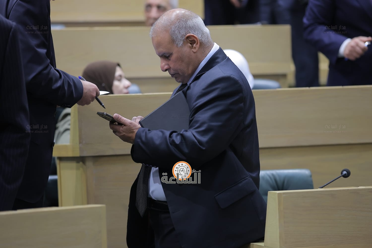 Madar Al-Saa Images 0.8091003782042068