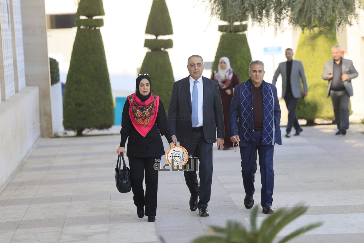 Madar Al-Saa Images 0.6799861771467607