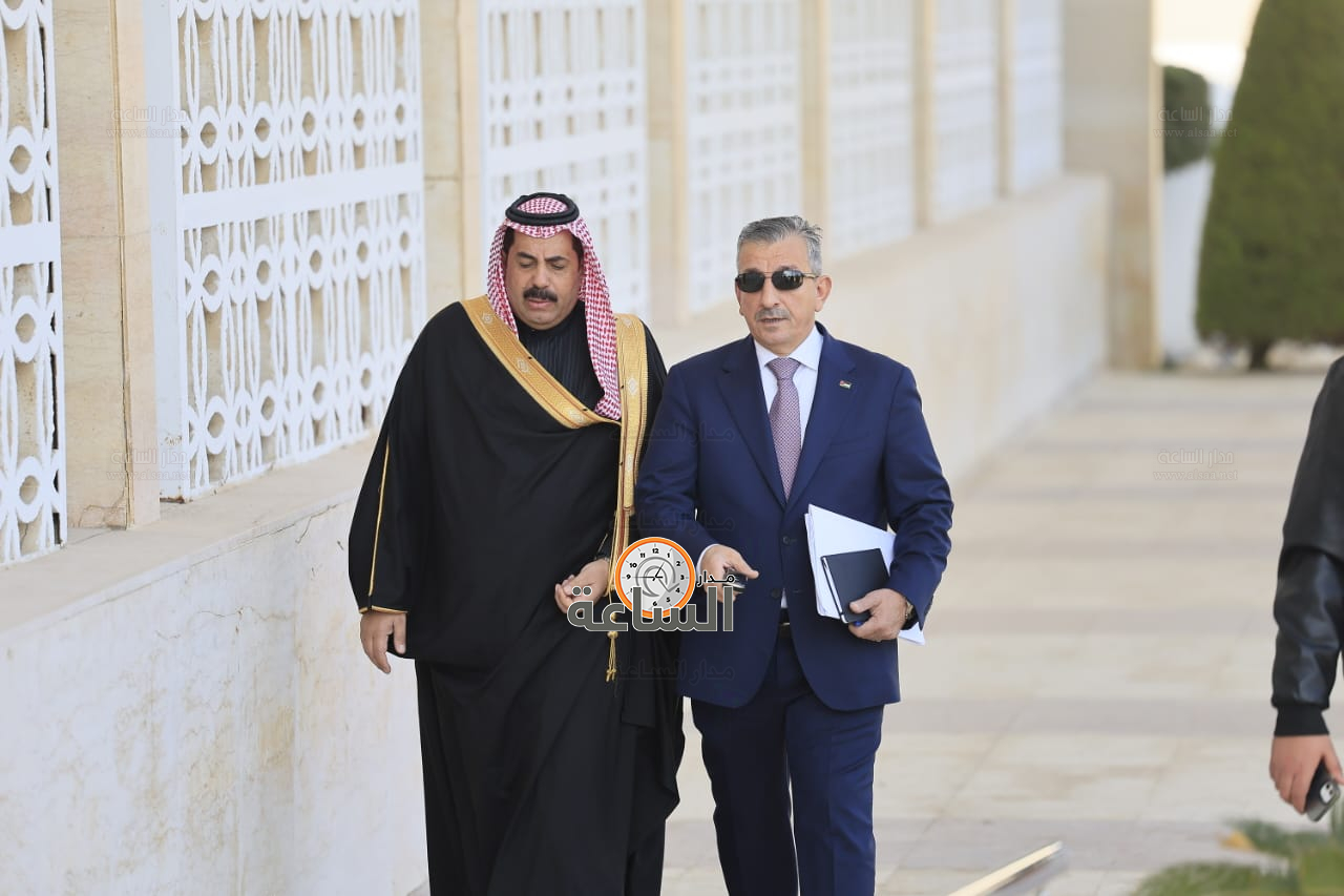 Madar Al-Saa Images 0.046735638091859544