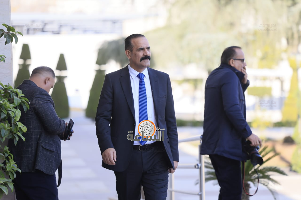 Madar Al-Saa Images 0.8237613388066976