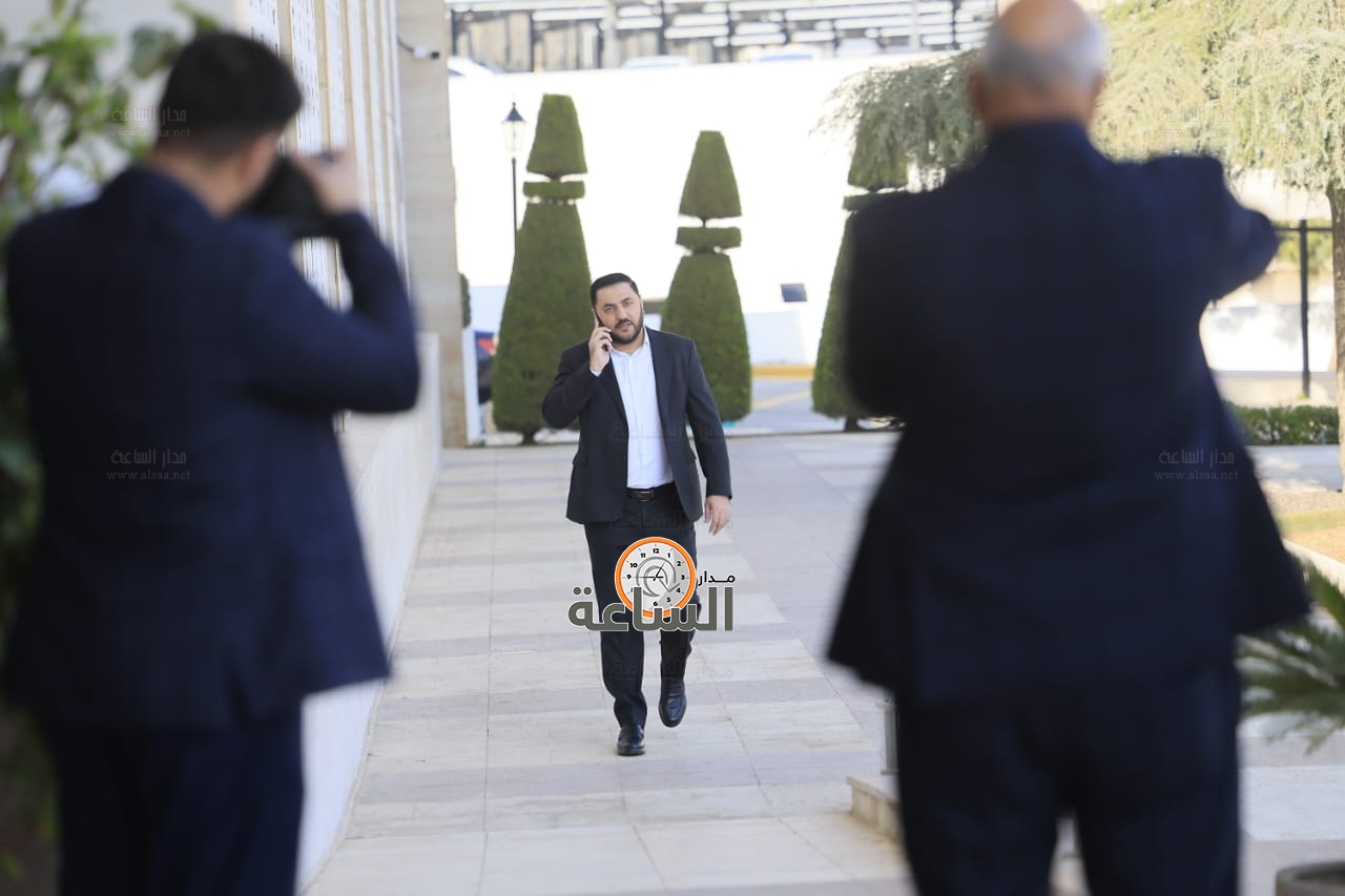 Madar Al-Saa Images 0.45402284792075387