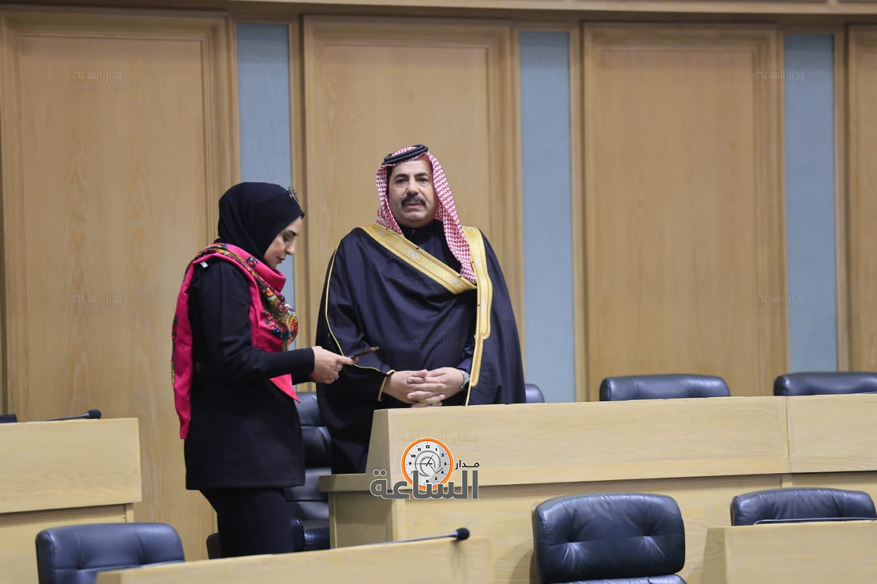 Madar Al-Saa Images 0.2602497969823415