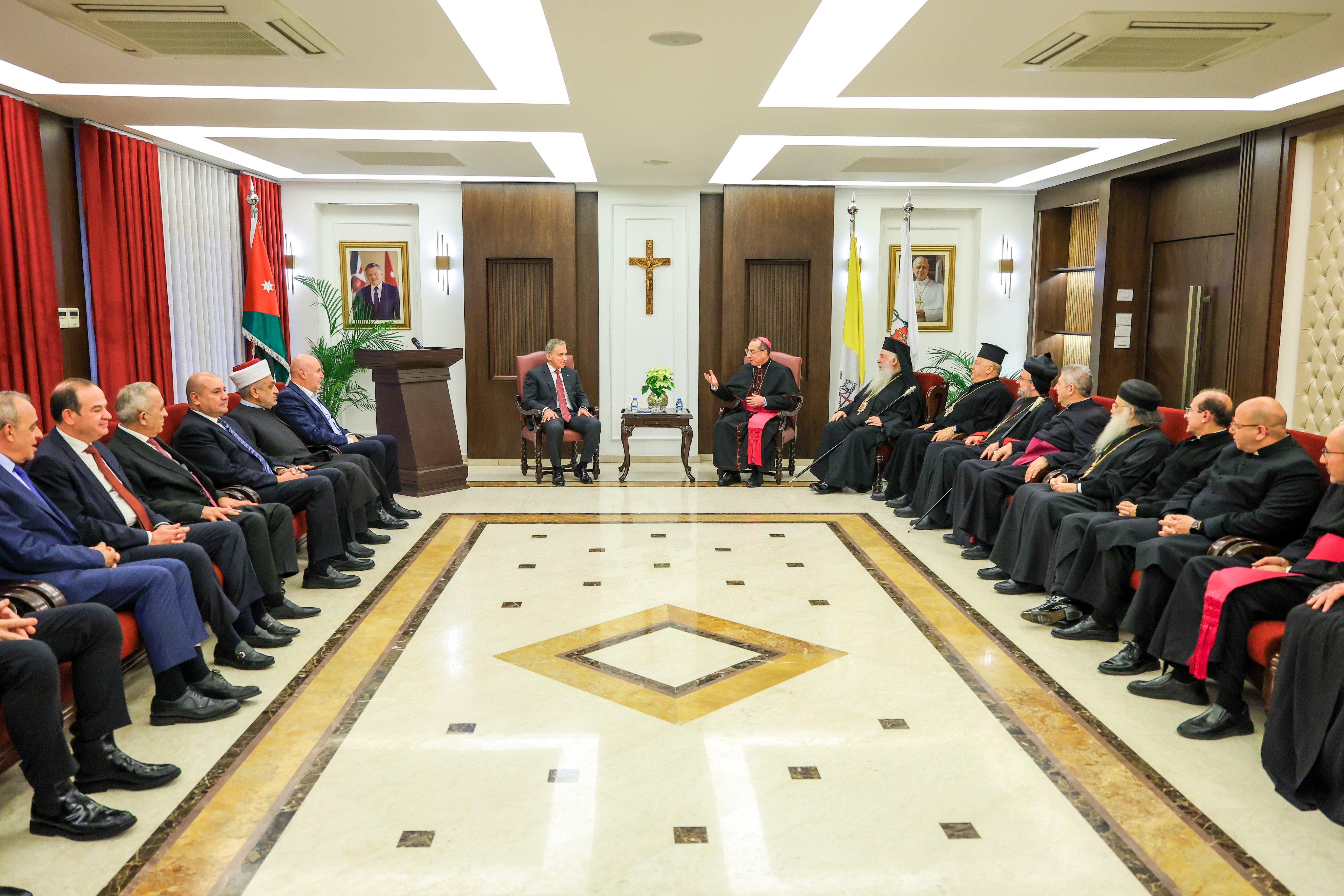 Madar Al-Saa Images 0.1694647771069807