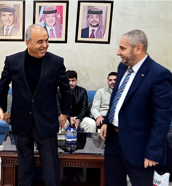 Madar Al-Saa Images 0.1182209159873513