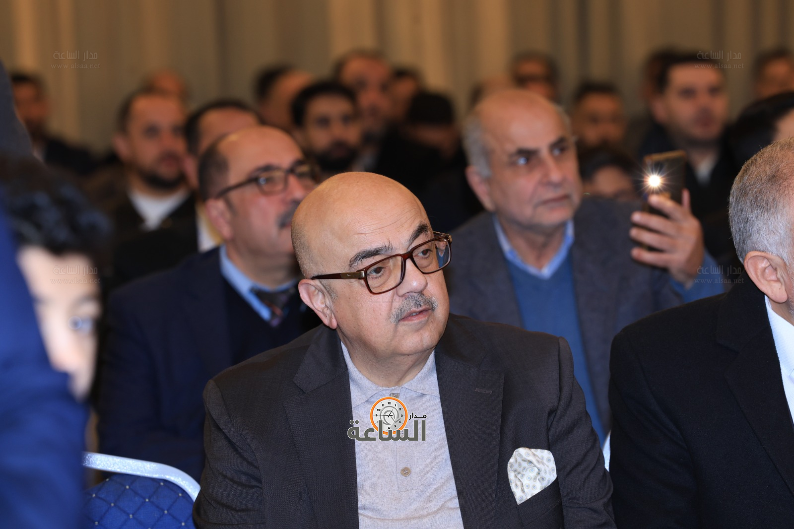 Madar Al-Saa Images 0.571142080875452