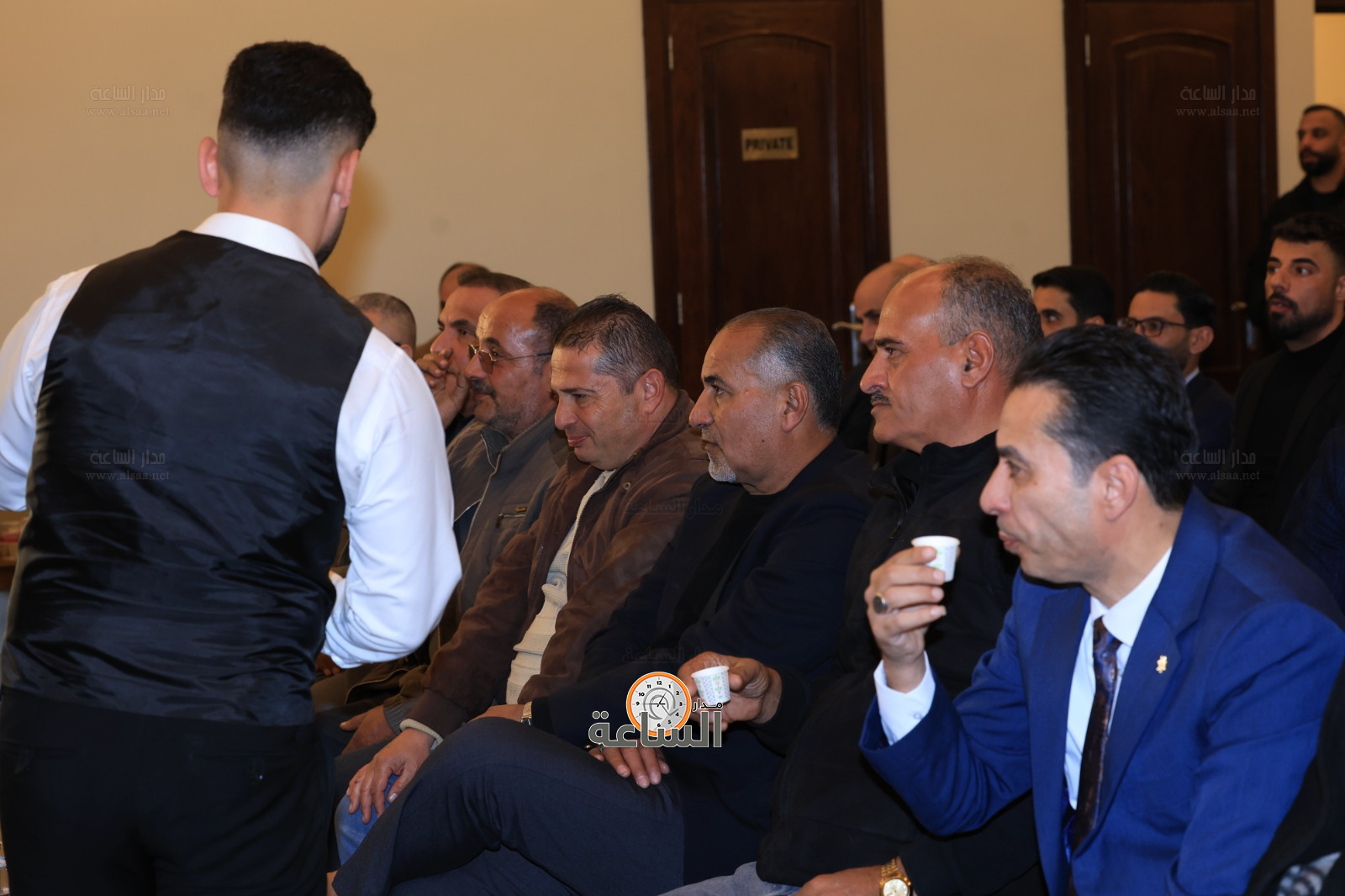 Madar Al-Saa Images 0.8834685962897212