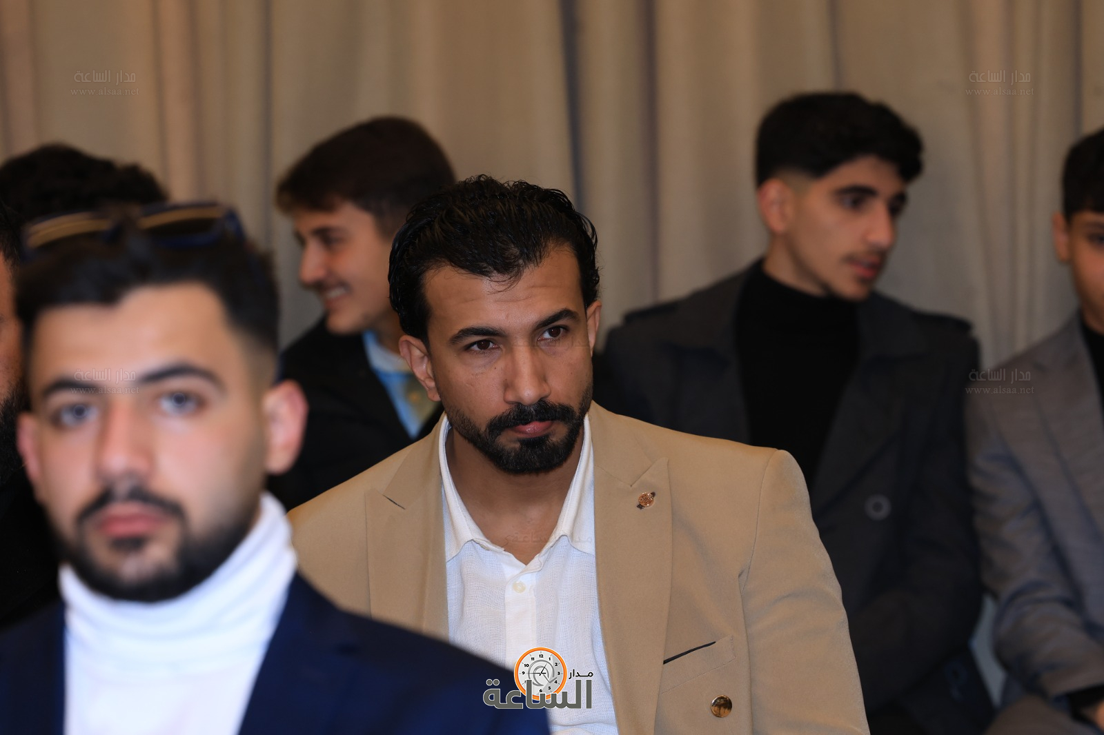 Madar Al-Saa Images 0.32262183275145595