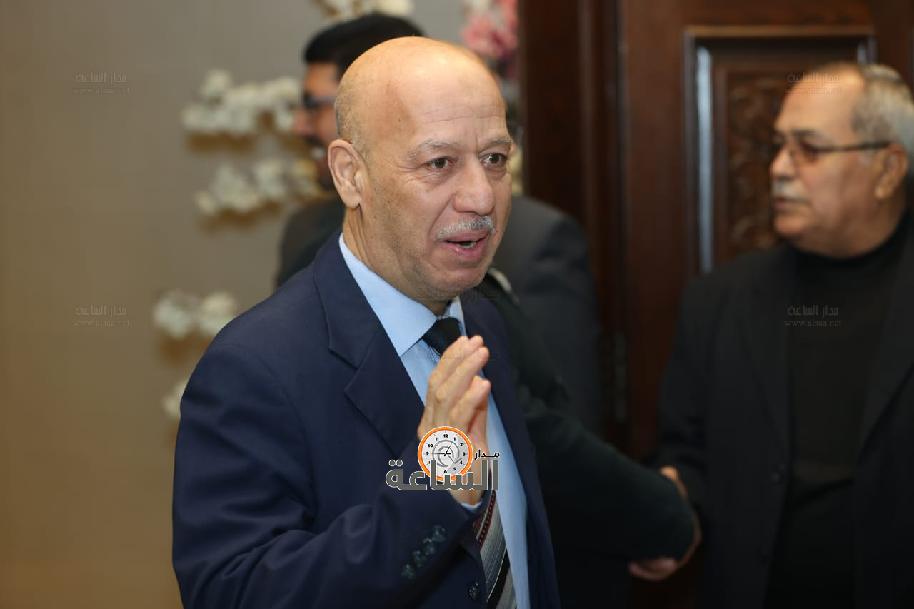 Madar Al-Saa Images 0.978423297886273