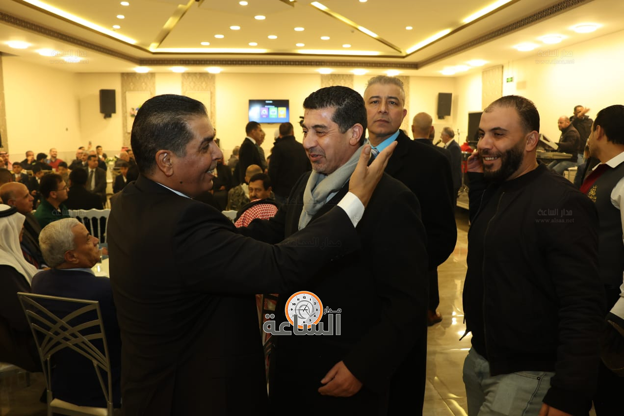 Madar Al-Saa Images 0.5941103693400388