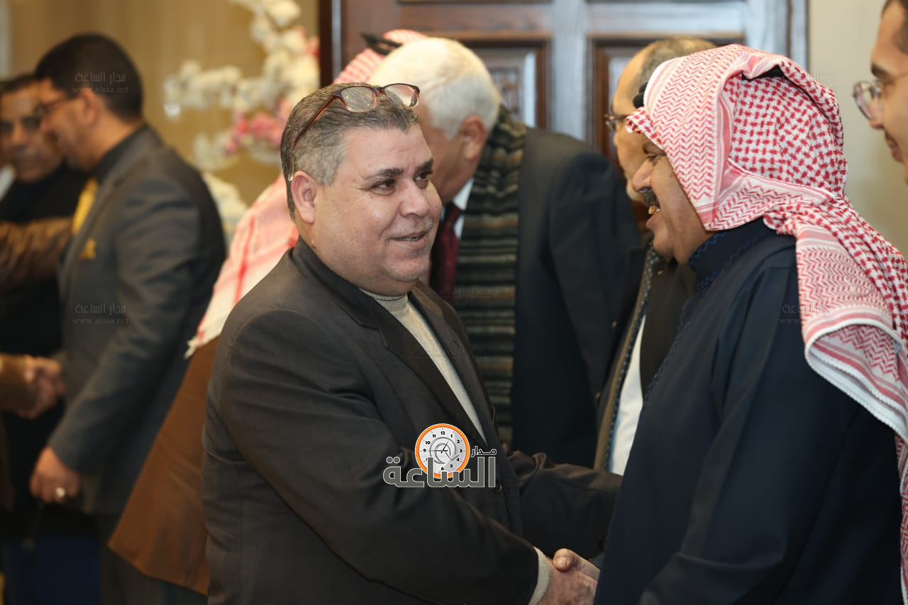 Madar Al-Saa Images 0.7118927168385725