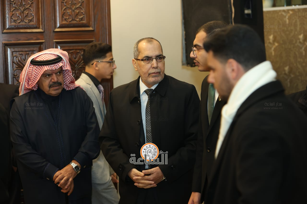 Madar Al-Saa Images 0.8232360258316636