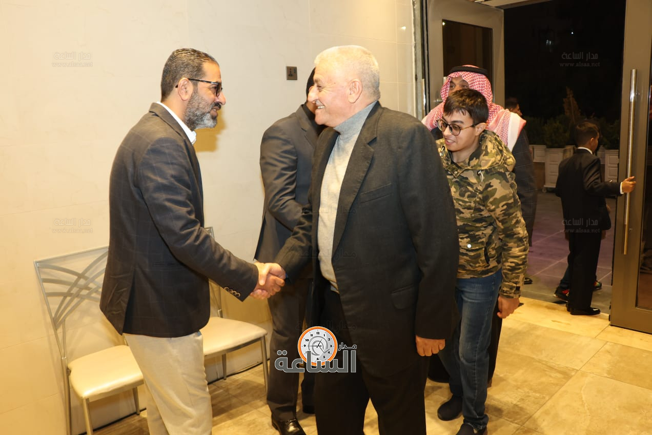 Madar Al-Saa Images 0.7298989440380249