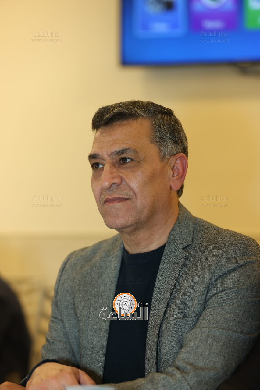 Madar Al-Saa Images 0.07433492389214236