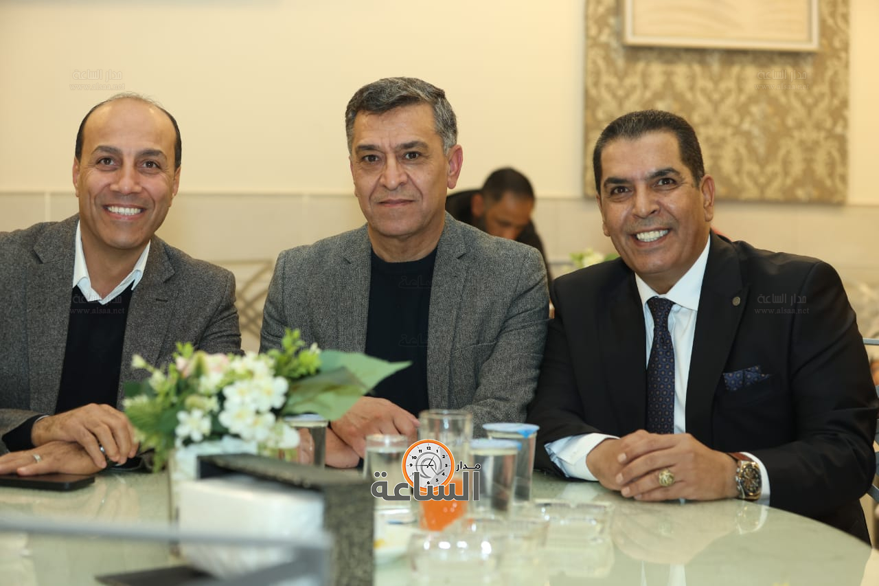 Madar Al-Saa Images 0.8558882555452093