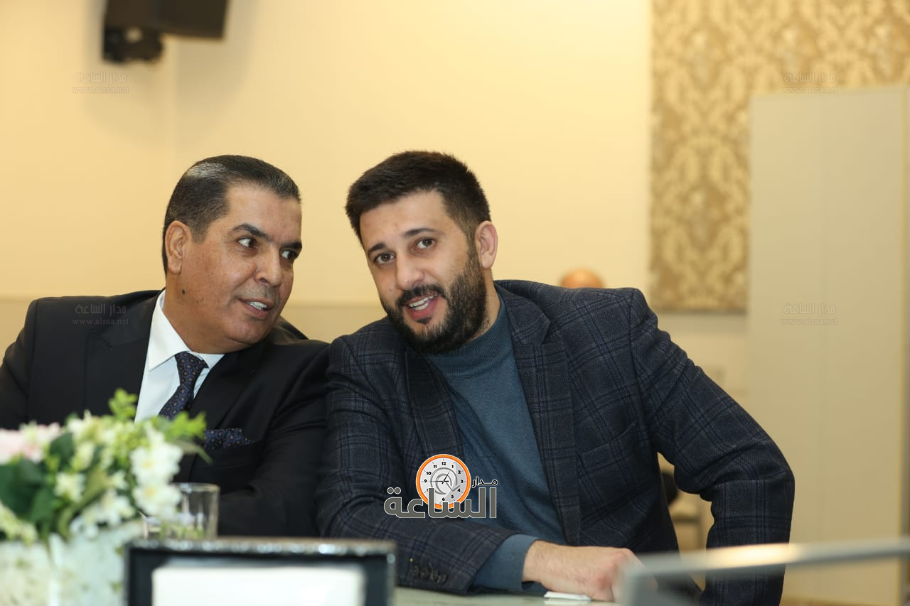 Madar Al-Saa Images 0.33937352534567