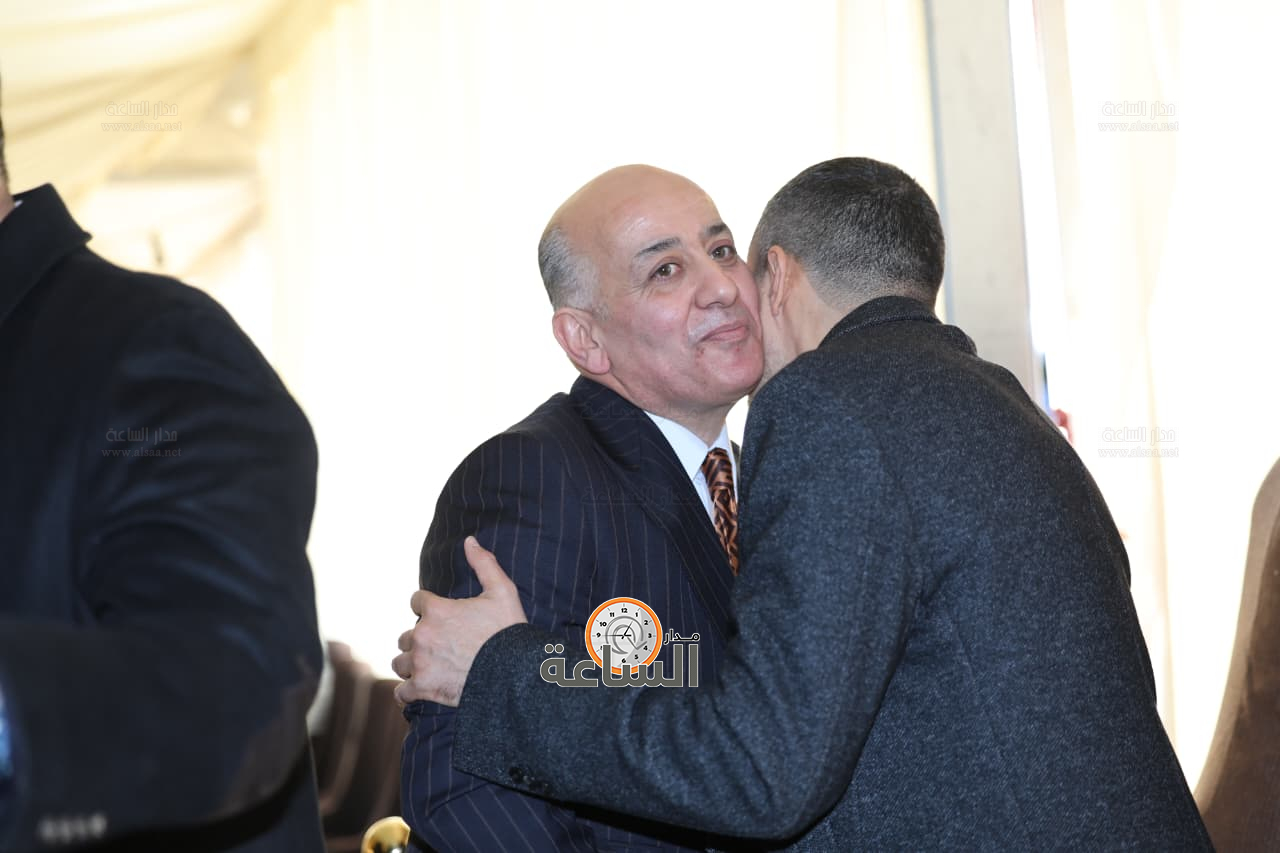 Madar Al-Saa Images 0.4281111270543244