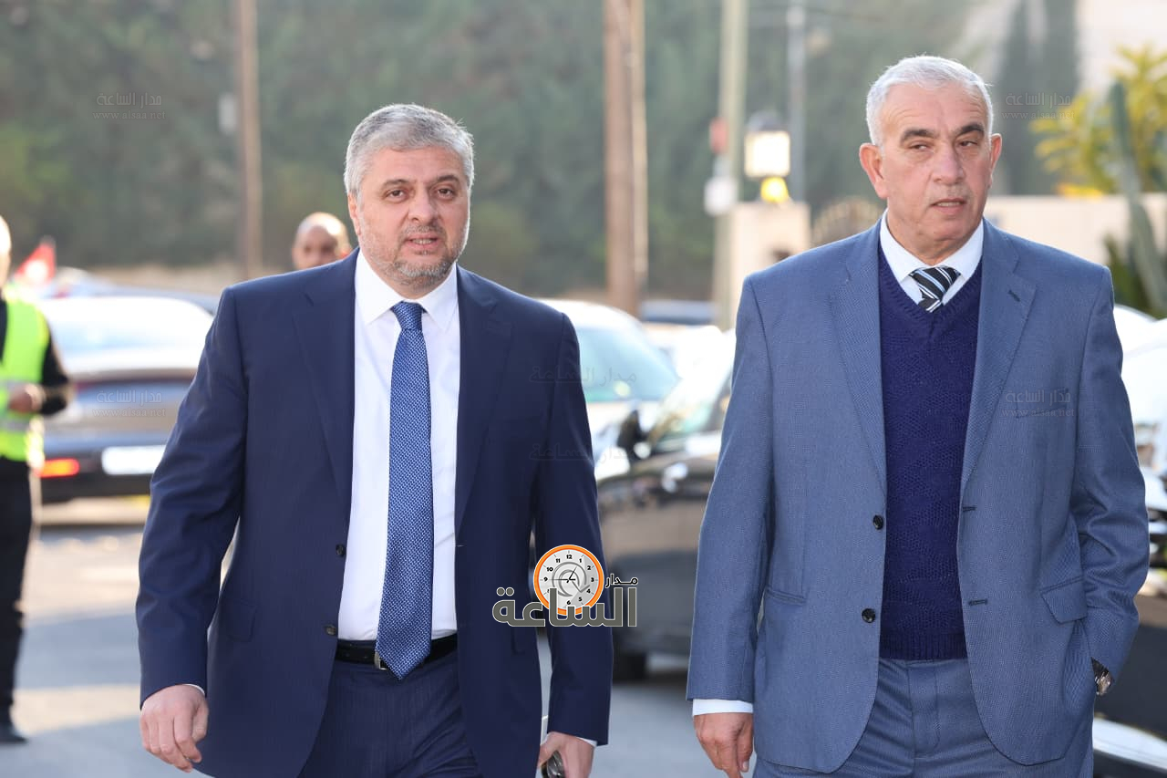 Madar Al-Saa Images 0.9556586121725396