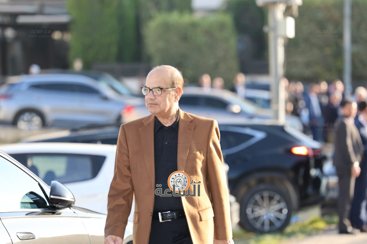 Madar Al-Saa Images 0.7283998492072095