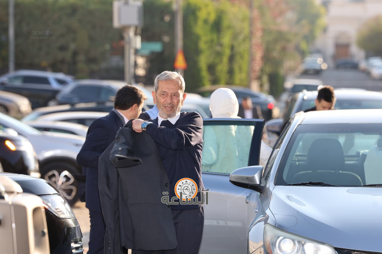 Madar Al-Saa Images 0.9353763456213141