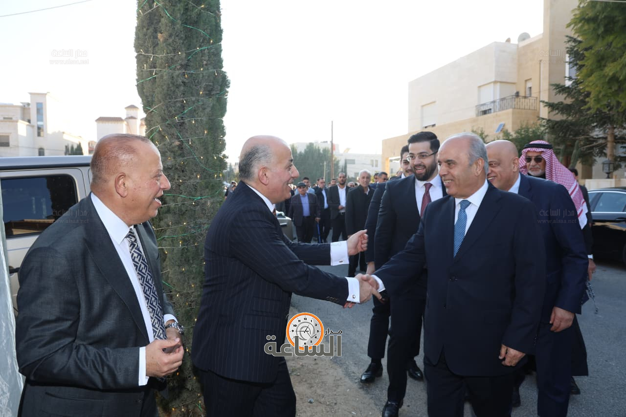 Madar Al-Saa Images 0.9214217785932343